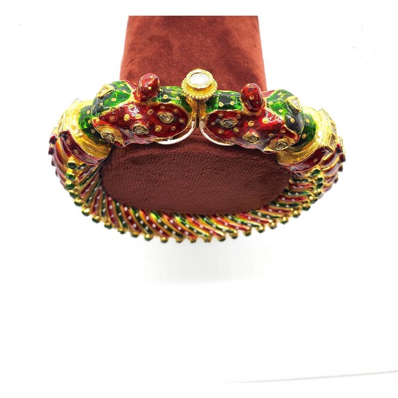 Elephant Bangle in Gold and Silver - Picture 5 of 10